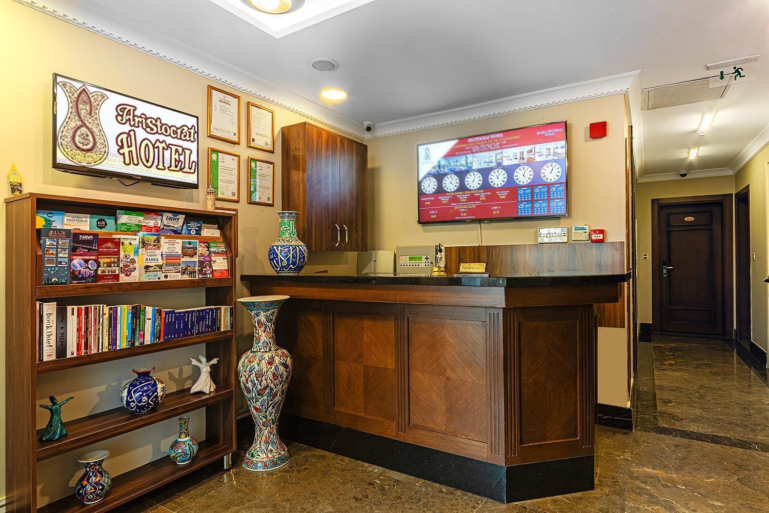 Aristocrat Hotel Istanbul Ngoại thất bức ảnh