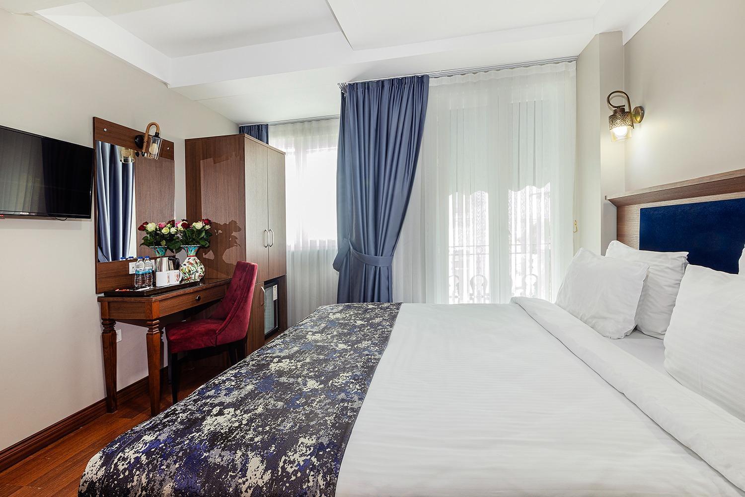 Aristocrat Hotel Istanbul Ngoại thất bức ảnh