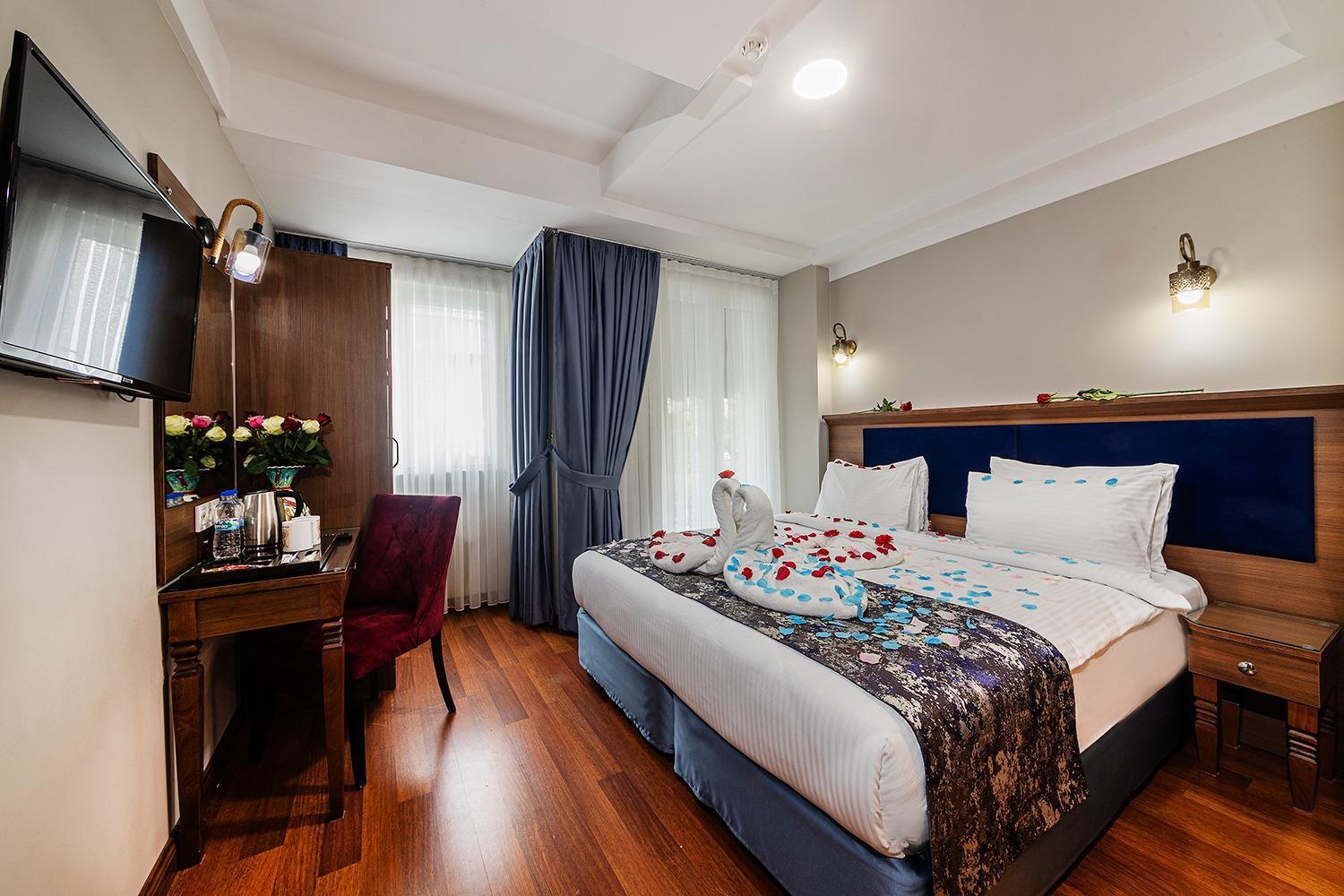 Aristocrat Hotel Istanbul Ngoại thất bức ảnh