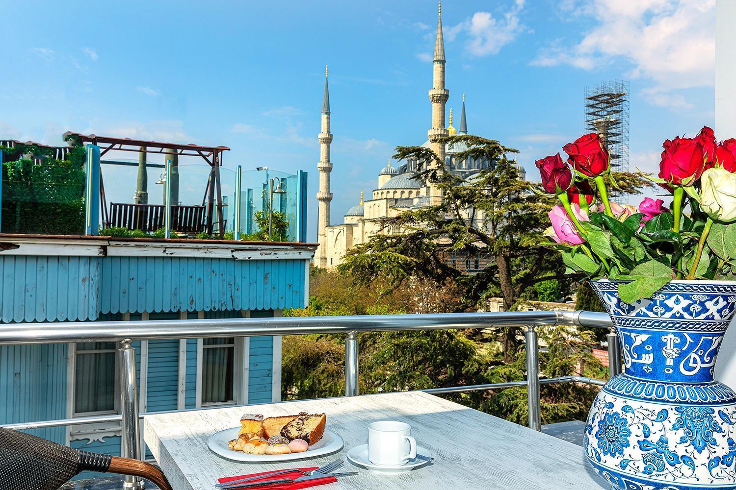 Aristocrat Hotel Istanbul Ngoại thất bức ảnh